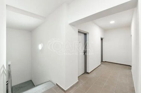 Pronájem bytu 2+kk v centru Benešova - Photo 4