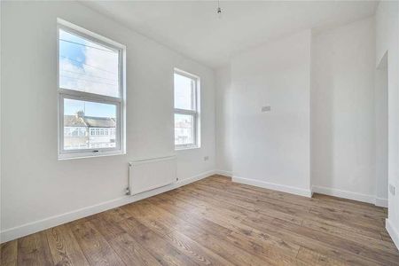 Scotland Green Road, Enfield, EN3 - Photo 3