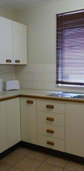 AFFORDABLE FAMILY HOME, CLOSE TO LOCAL TRANSPORT - Photo 1