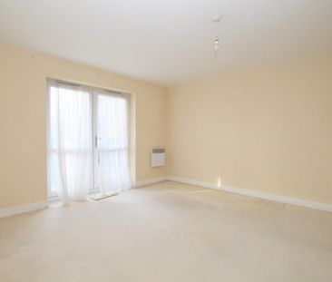 1 bedroom ground floor flat to rent - Photo 1