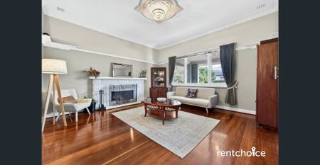 Spacious Character Family Home with Pool - Photo 2