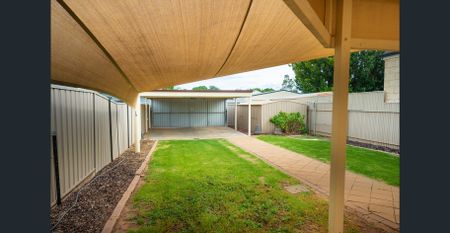 Great Location - Photo 4