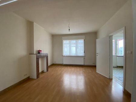 Ruime 4-gevelwoning met 4 slaapkamers en grote tuin. - Photo 2