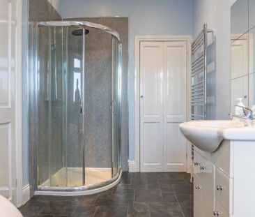 2 bedroom terraced house to rent - Photo 6