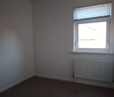 1 Enfield Parade, Belfast, BT13 3DX - Photo 5