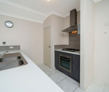 Perfect Family Home - Photo 6