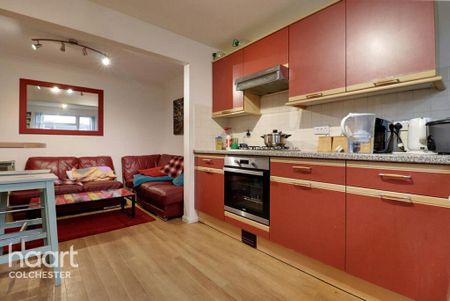 3 bedroom terraced house to rent - Photo 5