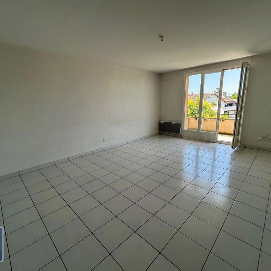 Appartement à louer 4 pièces 77.1m² - Photo 1