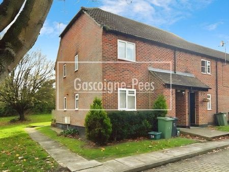 Lychpit, Basingstoke, RG24 - Photo 5