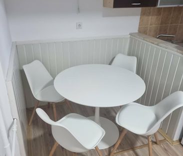 Apartament 3 Camere Decomandat cu Terasă – Ultracentral - Photo 3