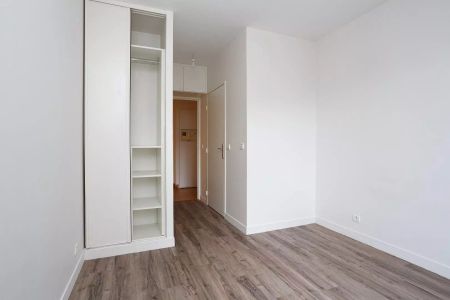 location Appartement T5 DE 115.3m² À PARIS - Photo 5