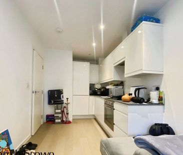 Hubert Road - Photo 4