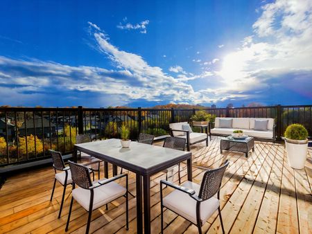 For Lease - 702 MISHI Private, Manor Park - Cardinal Glen and Area, Ontario - Photo 2