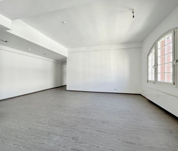 LOFTartige 2-Zimmer-Altbauwohnung mitten im Stadtzentrum - Photo 2