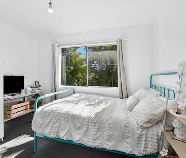 BEACHSIDE LIVING AWAITS IN BELLARA! - Photo 4