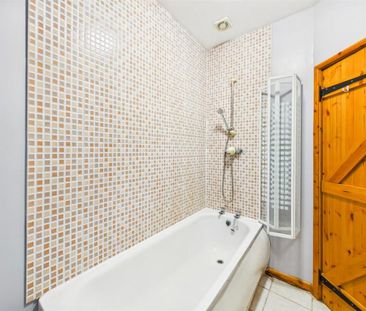 1 bedroom barn conversion to rent - Photo 6