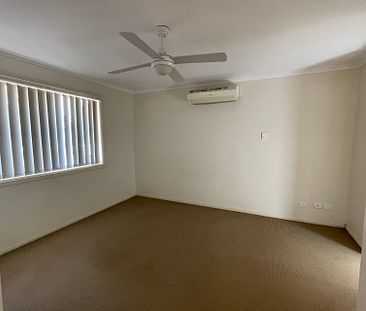 LOOK NO FURTHER - Photo 3