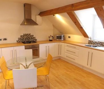 3 bedroom apartment to rent - Photo 4