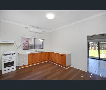 37 Reed Street, Spotswood, Vic 3015 - Photo 5