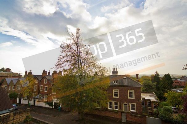3 bedroom flat to rent - Photo 1
