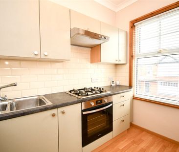 Manor Road, CH47 3DE, Hoylake - Photo 3