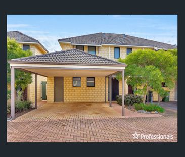 Beautiful Townhouse - COMING SOON! - Photo 6