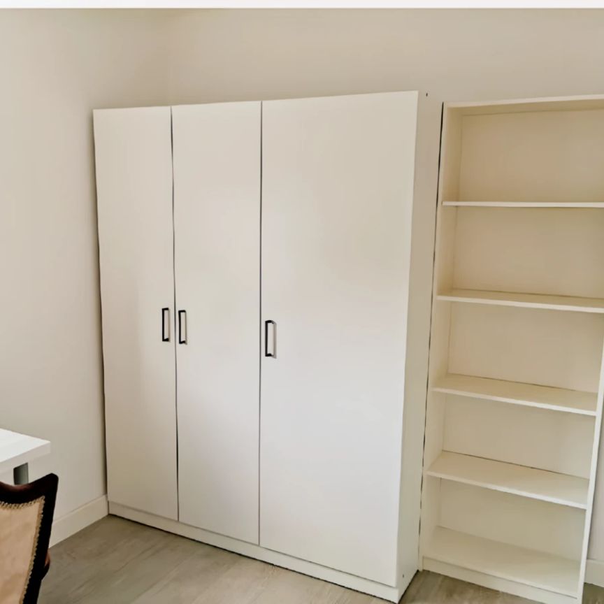 2 bedrooms 2 bathrooms - Photo 1