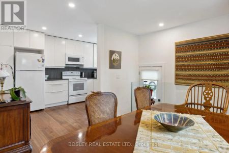 32 LOUISA STREET - Photo 5