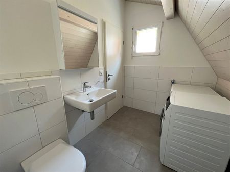 Grosszügige 3,5-Zimmer-Dachwohnung mit Balkon an erhöhter Lage - Foto 5