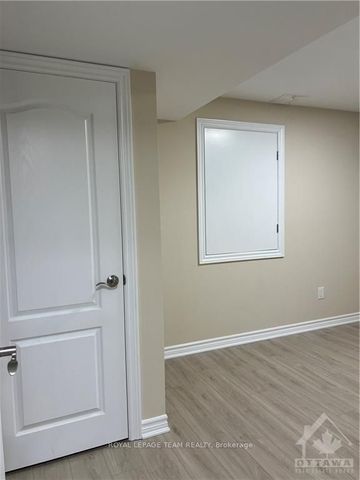 For Lease - 1520 Blohm Drive Unit# B, Hunt Club - South Keys and Area, Ontario - Photo 5