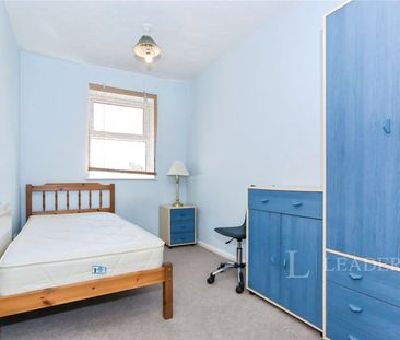 2 bedroom apartment to rent Blackthorn Close, Cambridge, CB4 - Photo 3