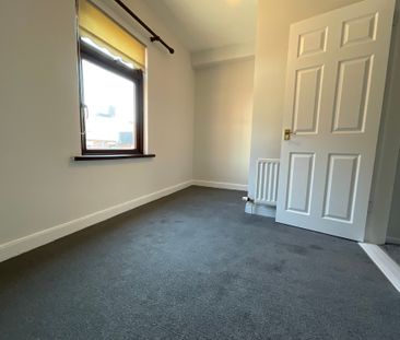 40 Ainsworth Drive, Belfast, BT13 3EJ - Photo 3