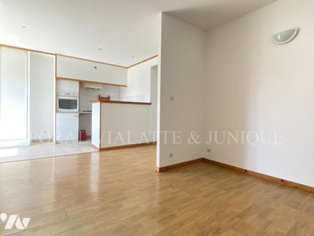 APPARTEMENT T2 - AMBERIEU EN BUGEY - Photo 2