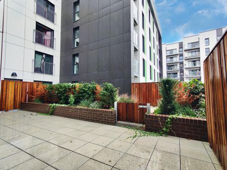 Geoffrey Watling Way, Norwich - Photo 5