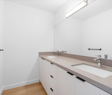 For Lease - 10 Summit Avenue Unit# 1, Toronto, Ontario - Photo 6