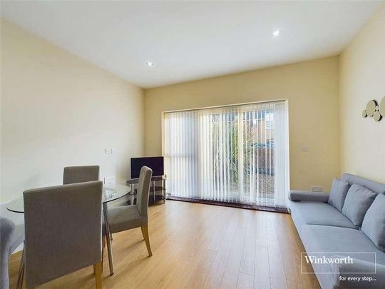 Heron House, Rushley Way, Reading, Berkshire, RG2 - Photo 1