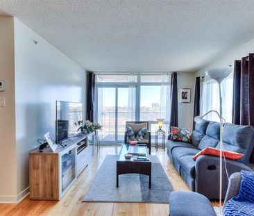 4650 Rue Jean Talon E. - Photo 1