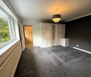 4 bedroom detached house to rent - Photo 3