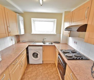 3 bedroom flat to rent - Photo 5