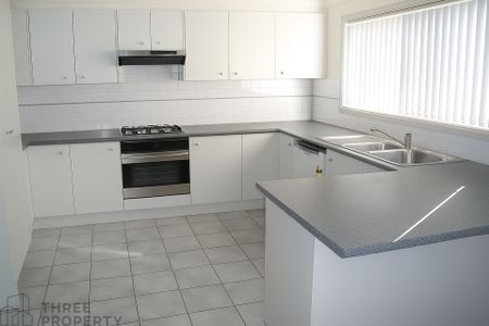 126A Frenchs Forest Road West, Frenchs Forest NSW 2086 - House For Rent | Domain - Photo 3