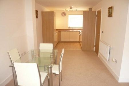 3 Bed - Windrush Grove, Park Central, Birmingham - Photo 4