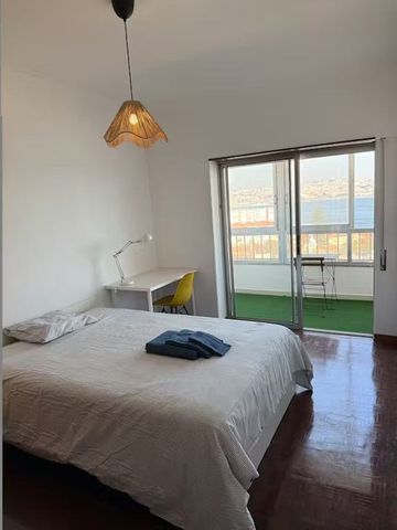 Avenida 25 de Abril de 1974, Almada, Setúbal Municipality 2800 - Photo 5