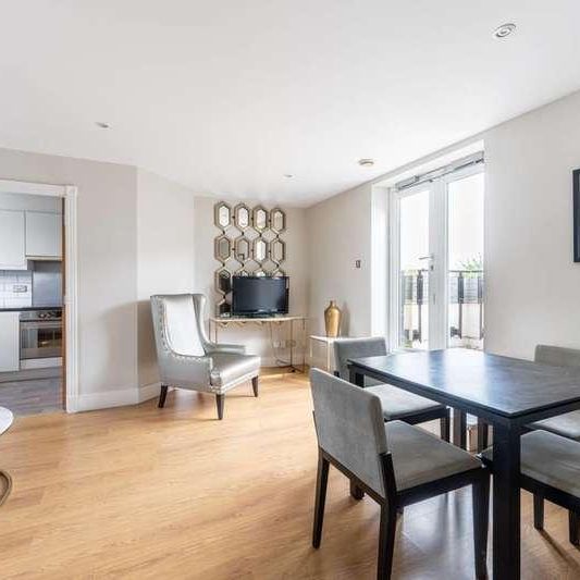 Kensington High Street, Olympia, W14 - Photo 1