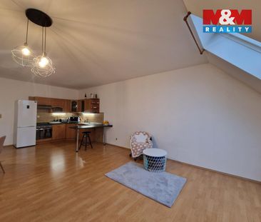Pronájem bytu 2+kk 75 m² - Fotografie 2