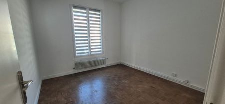 Location Appartement 3 pièces 95m² VALENCIENNES 59300 - Photo 4