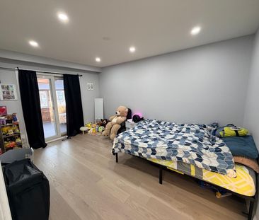 For Lease - 804 Fairview Avenue, Pickering, Ontario - Photo 3