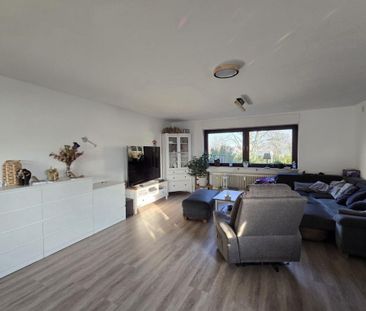 Moderne 5-Zi.-Wohnung mit Balkon - Foto 2