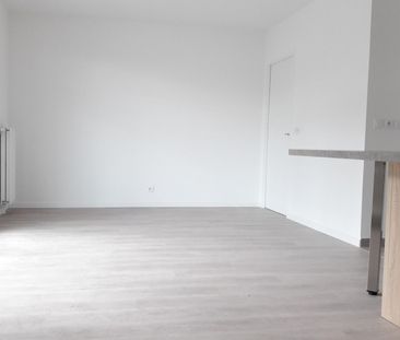 location Appartement T4 DE 74.05m² À CHESSY - Photo 5