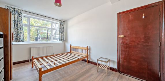 Mitcham Road, London, SW17 - Photo 2