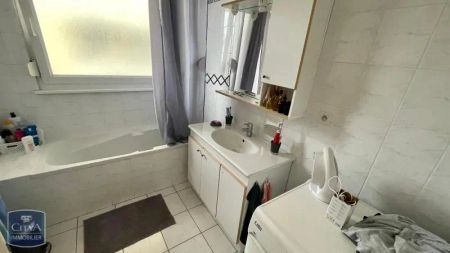 Appartement à louer 4 pièces 88.9m² - Photo 2